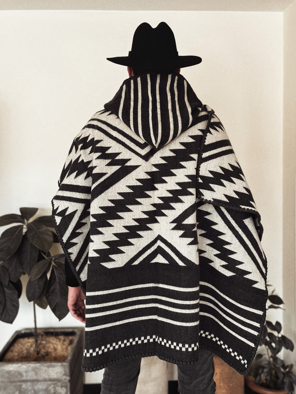 PONCHO | EL PASO